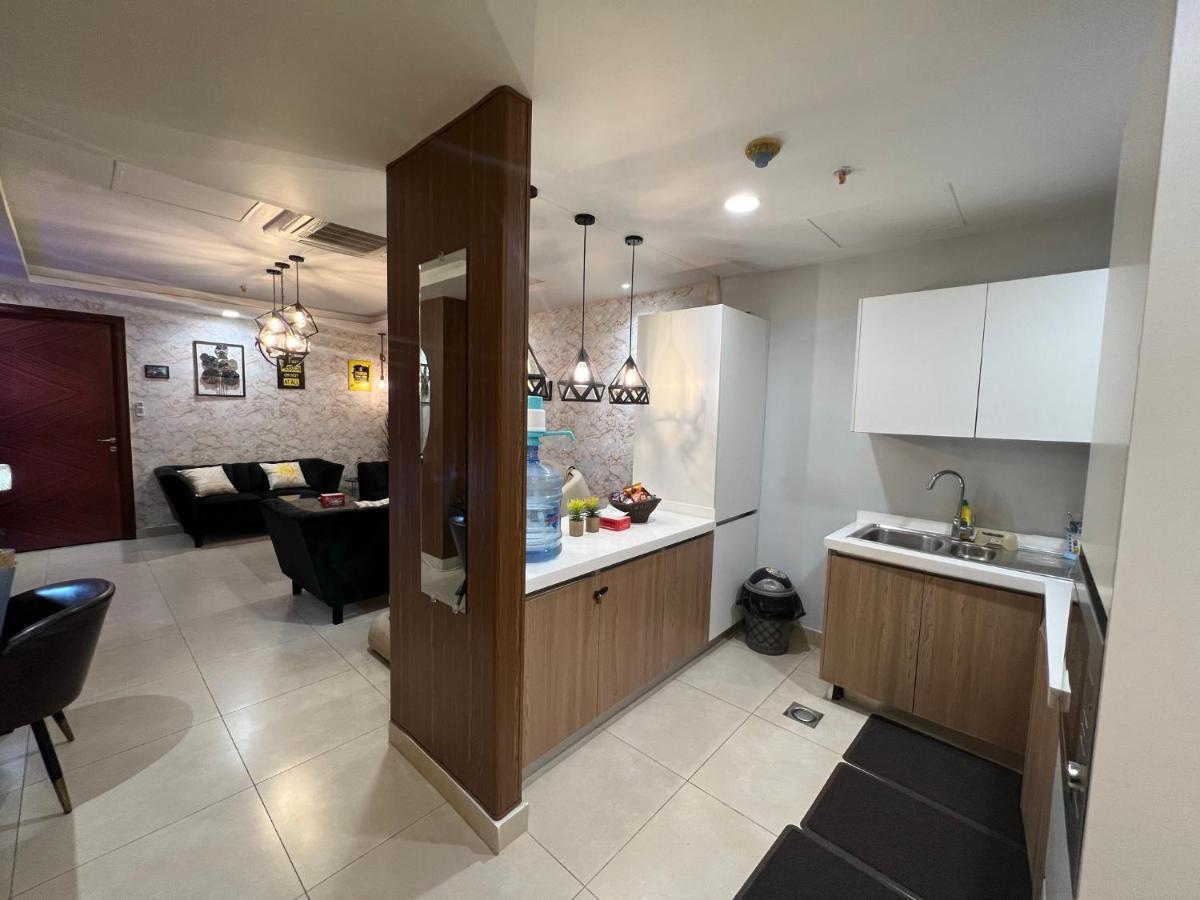 Sunset Luxury Gold Crest Mall Residency لاهور المظهر الخارجي الصورة