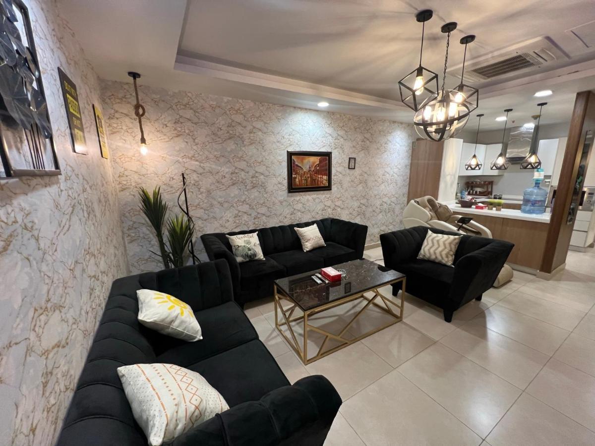 Sunset Luxury Gold Crest Mall Residency لاهور المظهر الخارجي الصورة