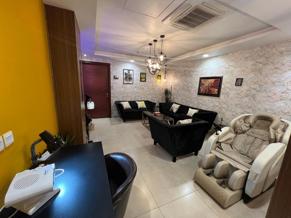 Sunset Luxury Gold Crest Mall Residency لاهور المظهر الخارجي الصورة
