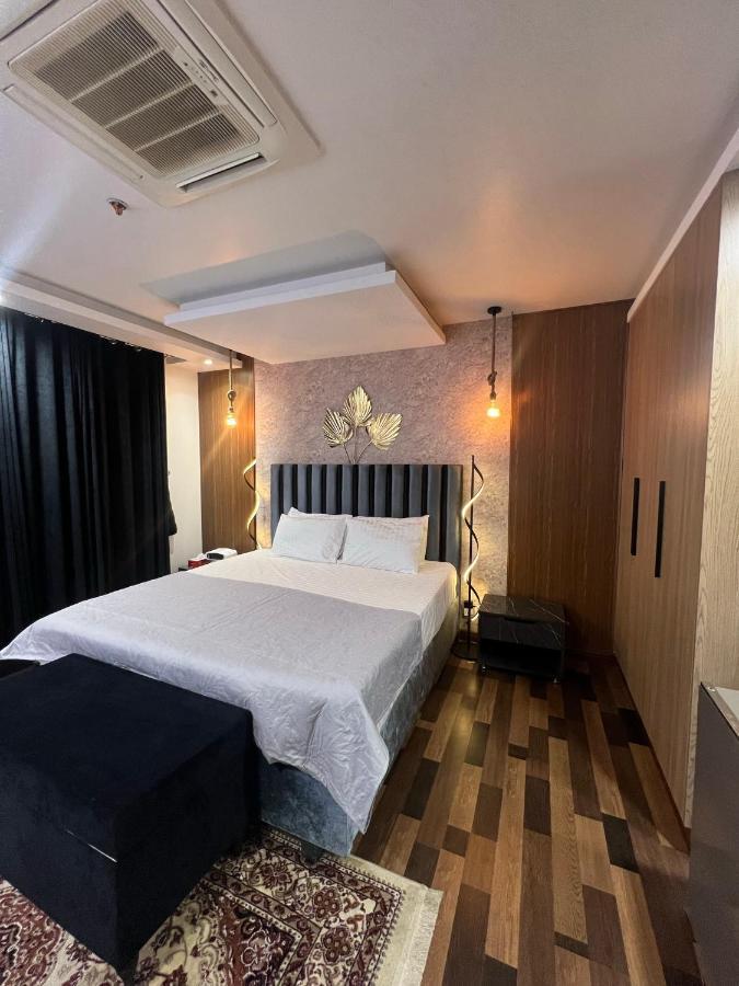 Sunset Luxury Gold Crest Mall Residency لاهور المظهر الخارجي الصورة