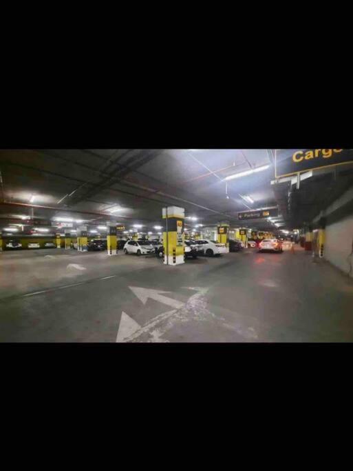 Sunset Luxury Gold Crest Mall Residency لاهور المظهر الخارجي الصورة