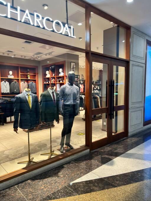 Sunset Luxury Gold Crest Mall Residency لاهور المظهر الخارجي الصورة